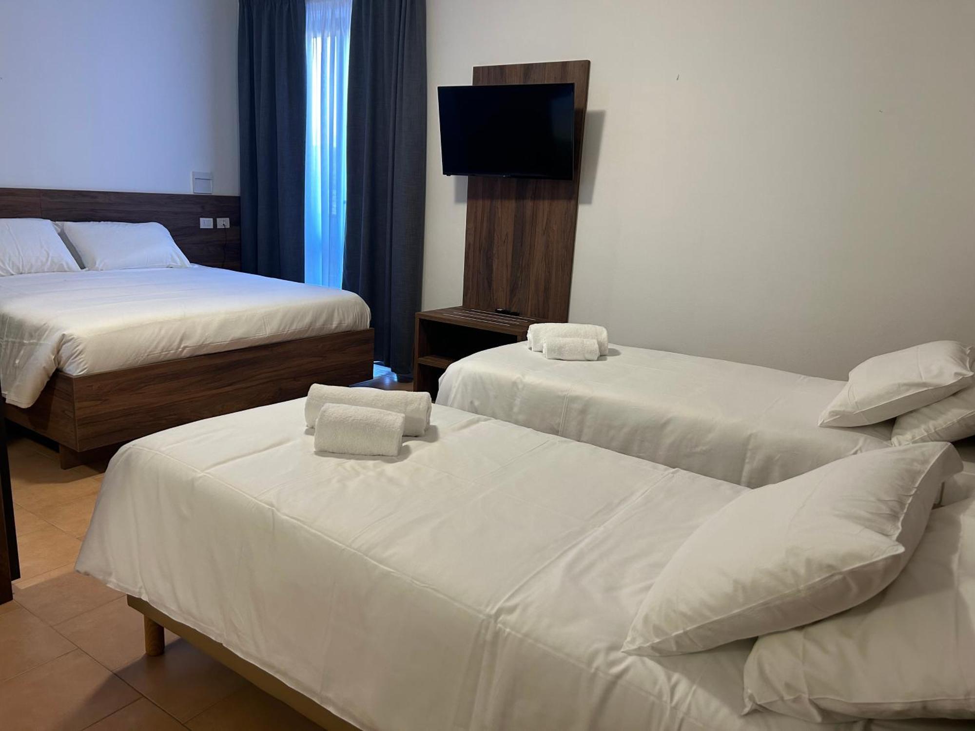 Brixellum Hotel เบรซเชลโล ภายนอก รูปภาพ