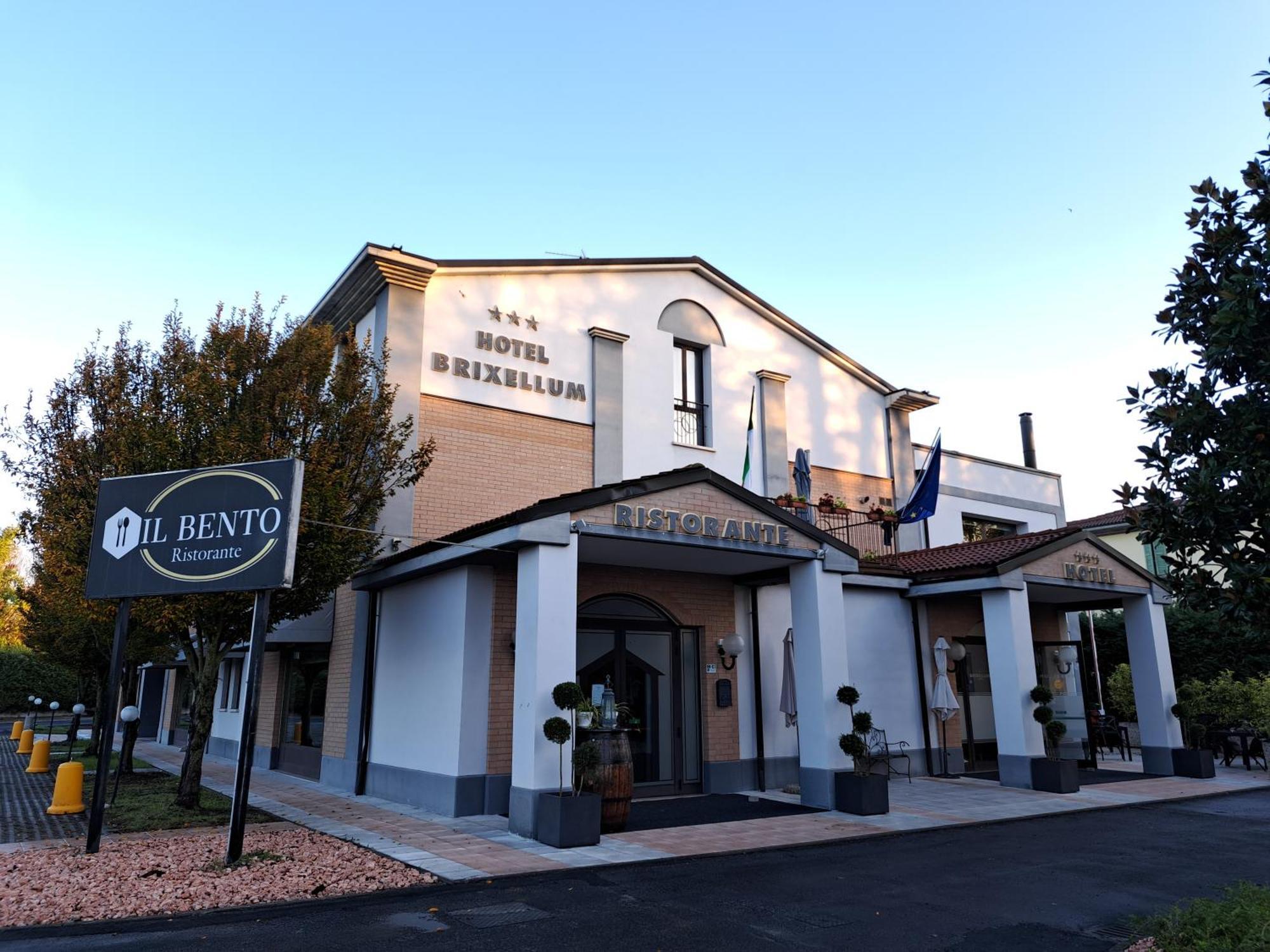 Brixellum Hotel เบรซเชลโล ภายนอก รูปภาพ